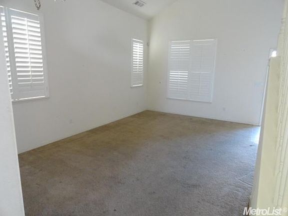 3rd image of 1906 Germain Ln