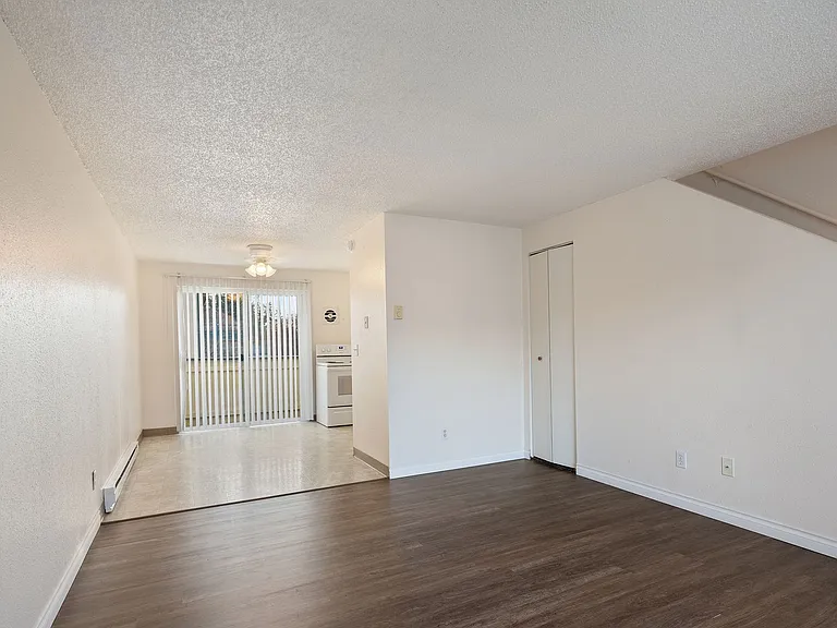Cedar Mill Apartments — Photo 8