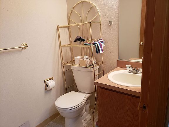 Downstairs half bath