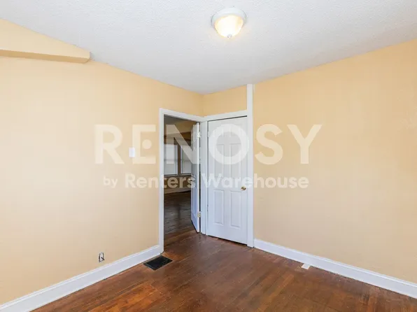 4038 Bellefontaine Ave, Kansas City, MO 64130