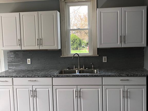 3rd image of 746 Northview Ave #1 & 2
