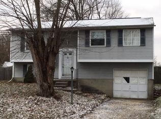 29 Quail Brace Ct, Amelia, OH 45102