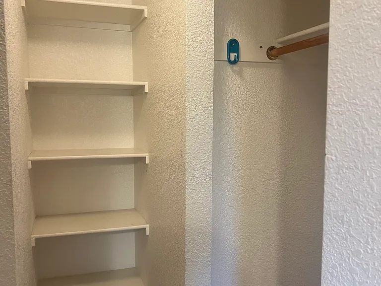 5900 Laramie Ln — Photo 2