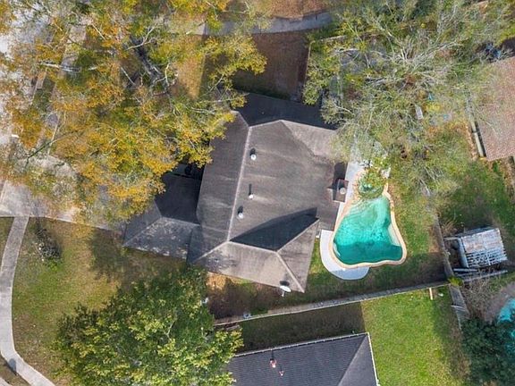 5th image of 17314 Edenbridge Ct