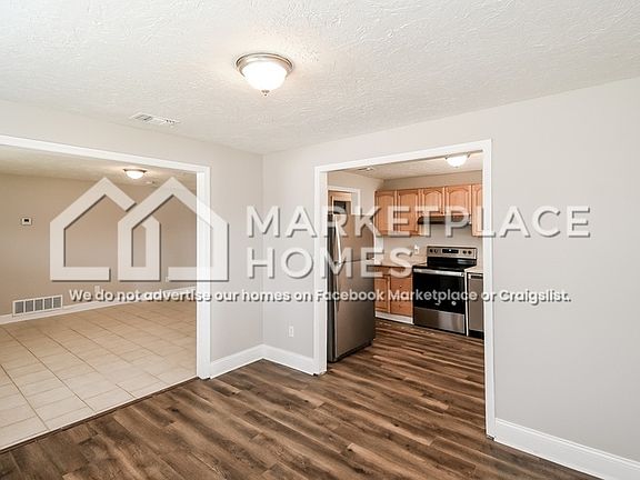 5th image of 382 Aries Dr