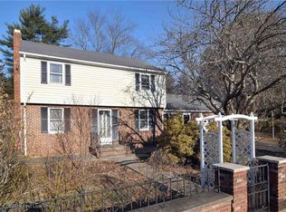 238 Newman Ave, Seekonk, MA 02771