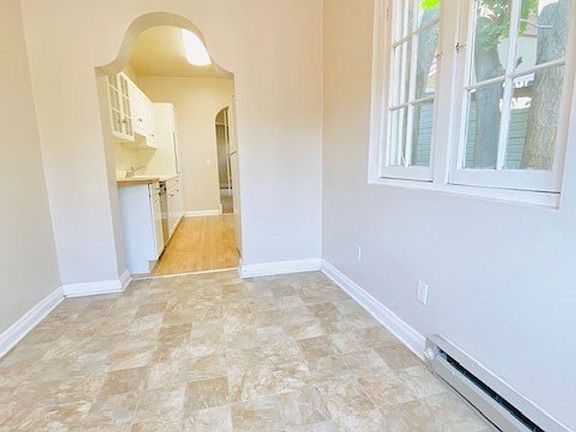 5th image of 180 S Emerson St #180