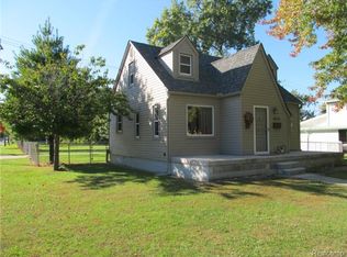 5412 Madison St, Dearborn Heights, MI 48125