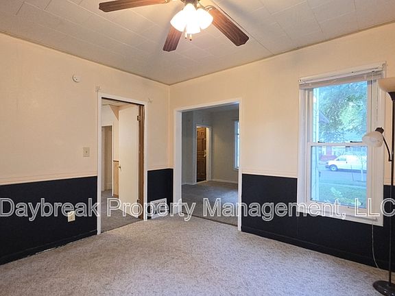 5th image of 912 9th St N