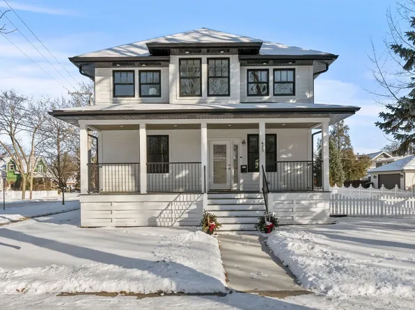 415 N Haddow Ave, Arlington Heights, IL 60004