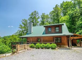 966 Gibson Rd, Franklin, NC 28734