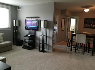 306 Adams Ave APT 101, Alexandria, VA 22301
