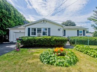 179 Narragansett Blvd, Chicopee, MA 01013