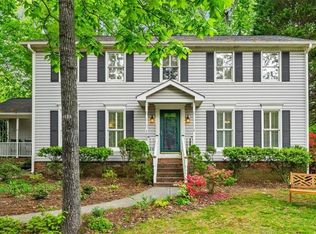 1005 New Hampshire Dr, Jamestown, NC 27282