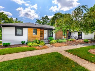 730 E Benton Ave, Naperville, IL