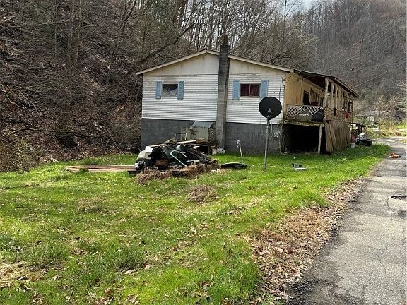 1355 Big Br, Harts, WV 25524 | MLS #271285 | Zillow