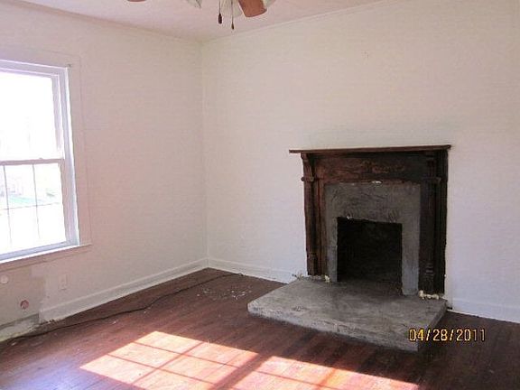 4th image of 132 W Prospect St