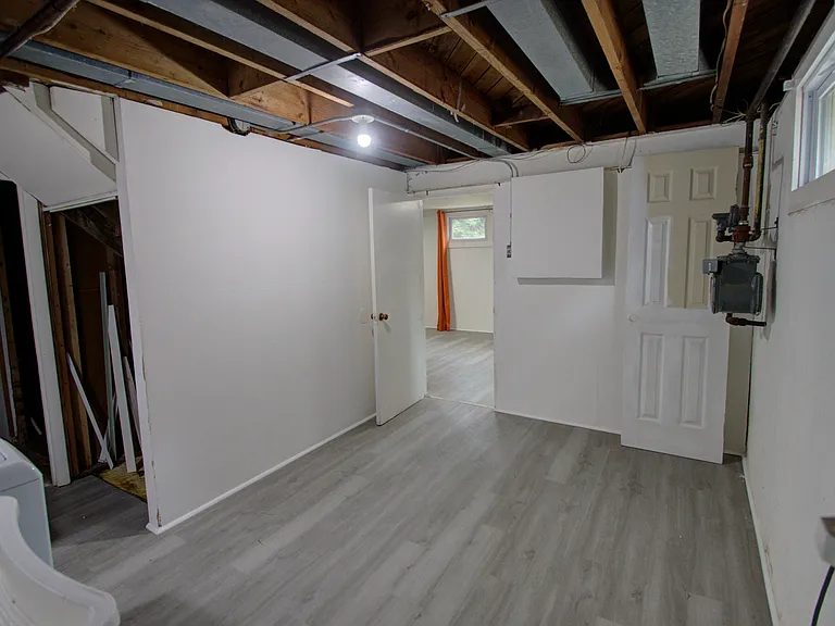 6520 Armstrong Ave — Photo 21