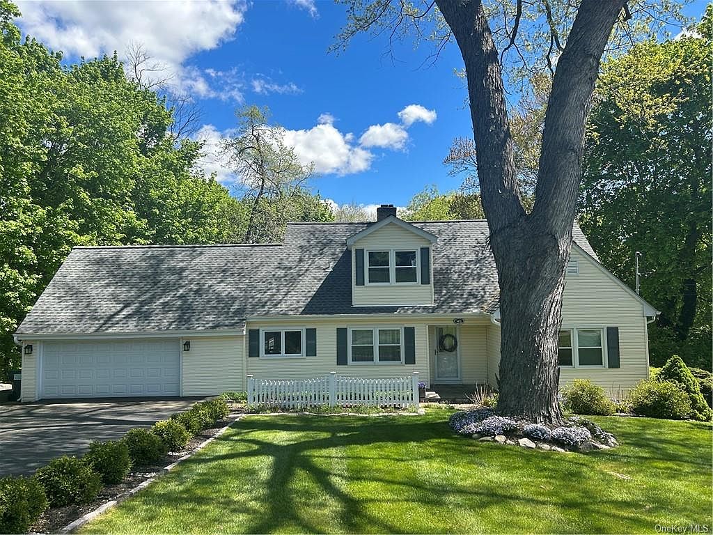 40 Midland Avenue, Central Valley, NY 10917 Zillow