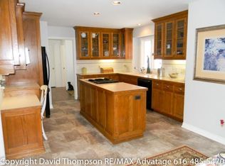 6643 Crystal Downes Dr SE, Caledonia, MI 49316