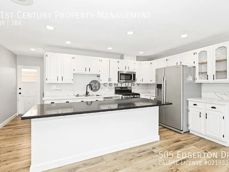 505 Edgerton Dr — Photo 7