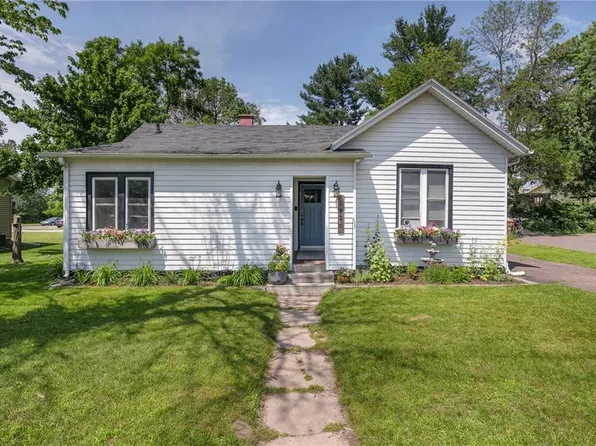 1420 Hayden Avenue, Altoona, WI 54720
