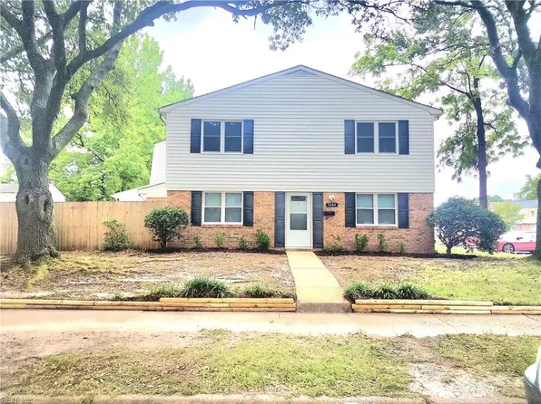 5684 Weblin Dr, Virginia Beach, VA 23462