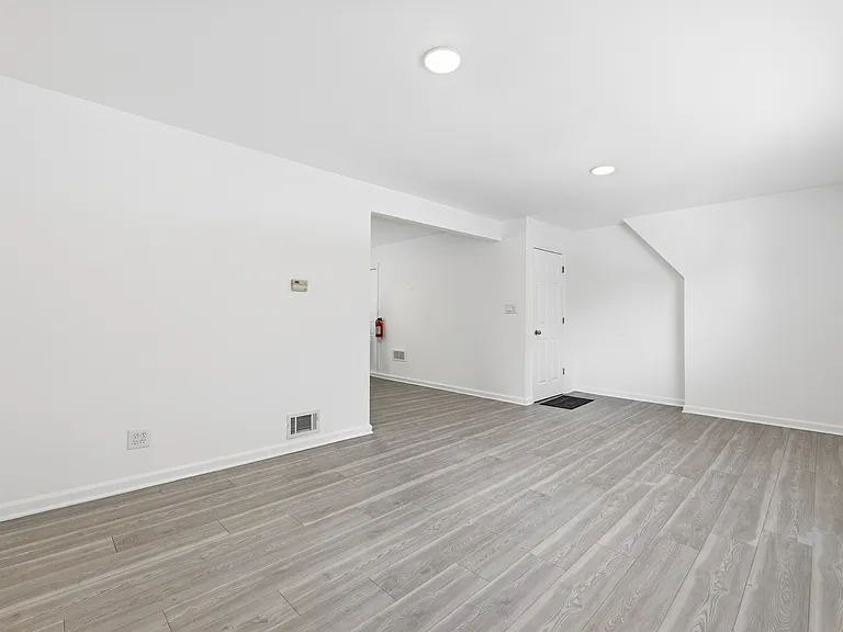 74 Barbara St #2 — Photo 3