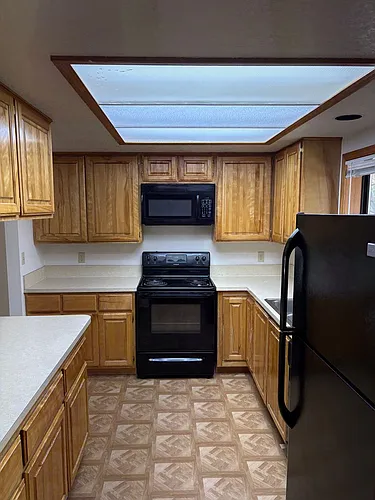 2132 S Gekeler Ln Photo 1