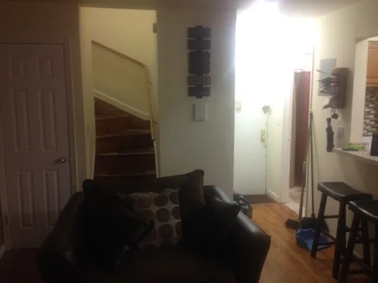 Rented by PMG Real Estate  | media 30