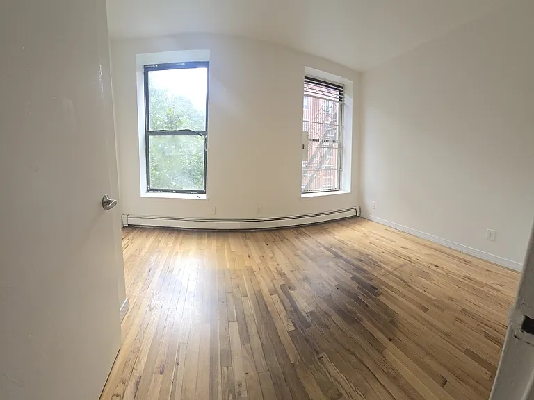 205 W 102nd St #3D — Photo 3