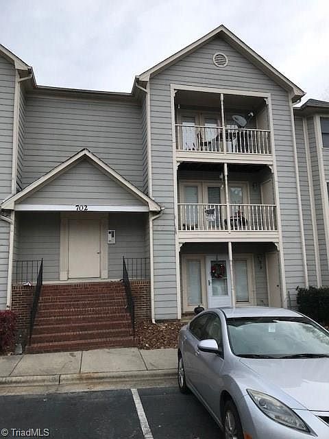 1st image of 702 Glendale Dr APT B
