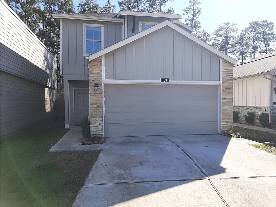 169 Camelot Place Ct