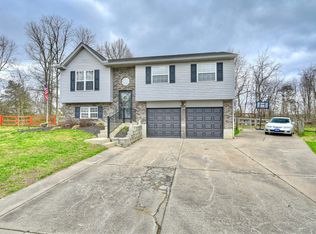 222 Springwood Dr, Alexandria, KY 41001