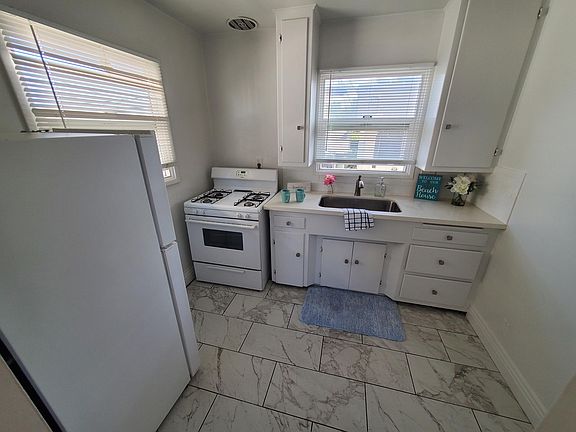 3rd image of 4787 E Pacific Coast Hwy APT 11