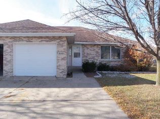 1640 Edgewater Dr, Morris, IL 60450