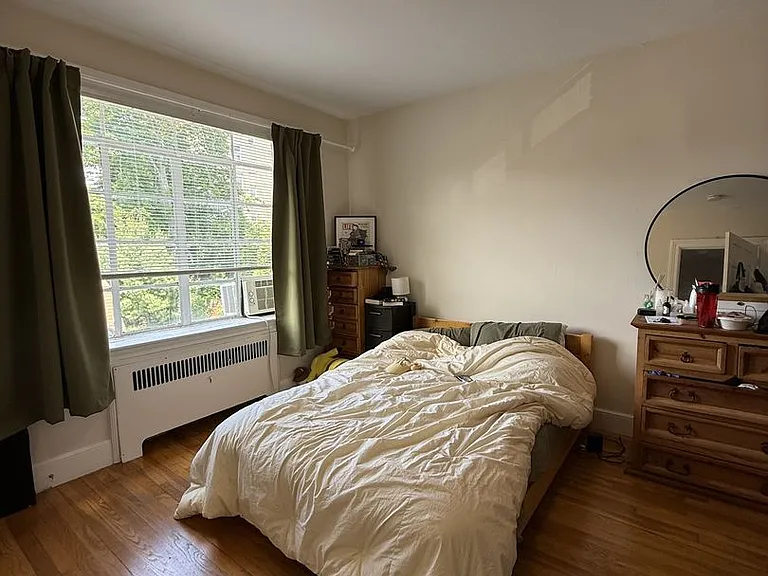 95 Strathmore Rd #10 — Photo 5