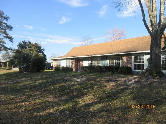2nd image of 545 Gulfstream Cir N