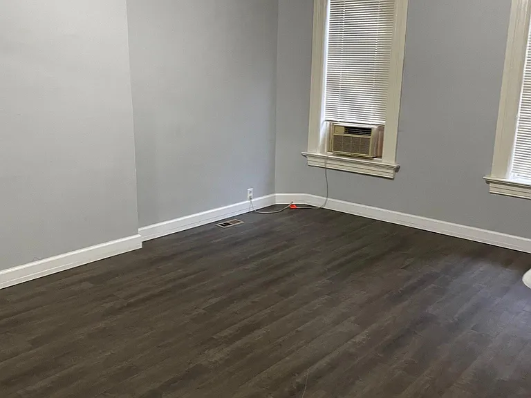 5154 Waterman Blvd #B — Photo 14