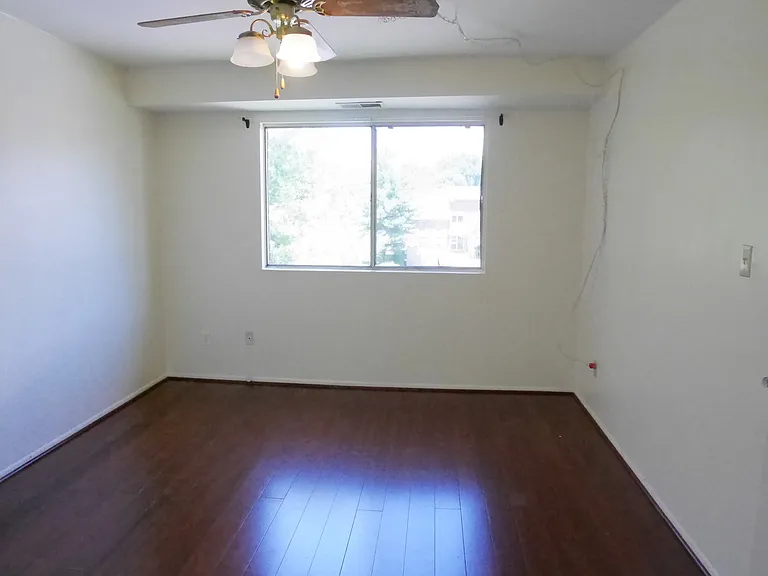 12001 Tarragon Rd #L — Photo 6