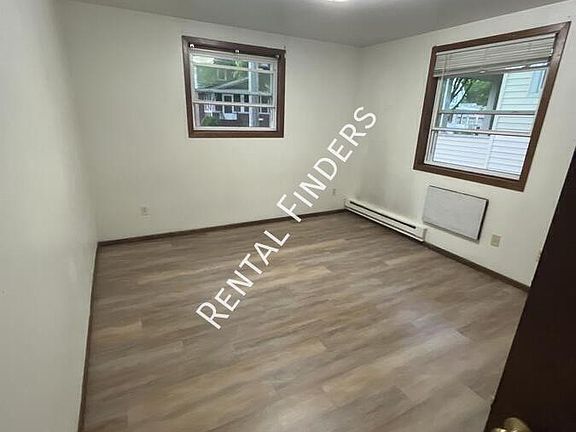 3rd image of 67 Champion Ave APT 3