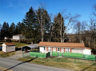 800 Meadowbrook Rd, Trafford, PA 15085