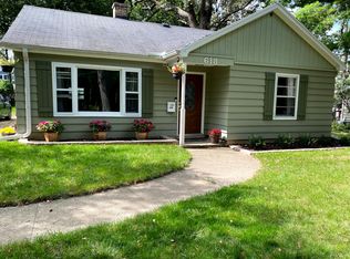 618 Norton Ave, Mundelein, IL