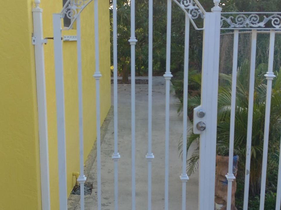 Private Entrance