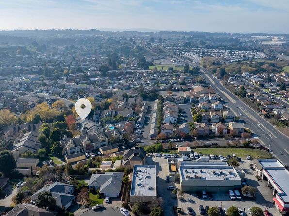 611 Waterford Pl, Pinole, CA 94564