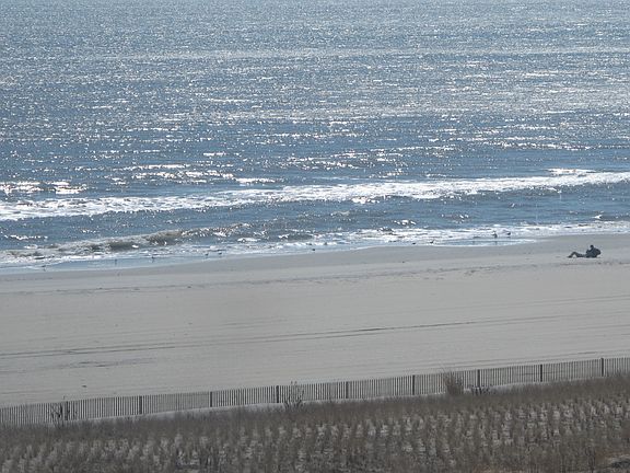 2nd image of 2715 Boardwalk APT 409