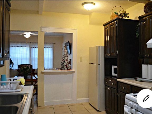 4th image of 1140 Arizona Ave #1