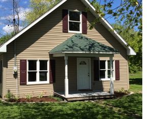 605 E Chestnut St, Gillespie, IL 62033