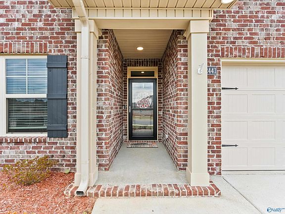 5th image of 22441 Regent Dr