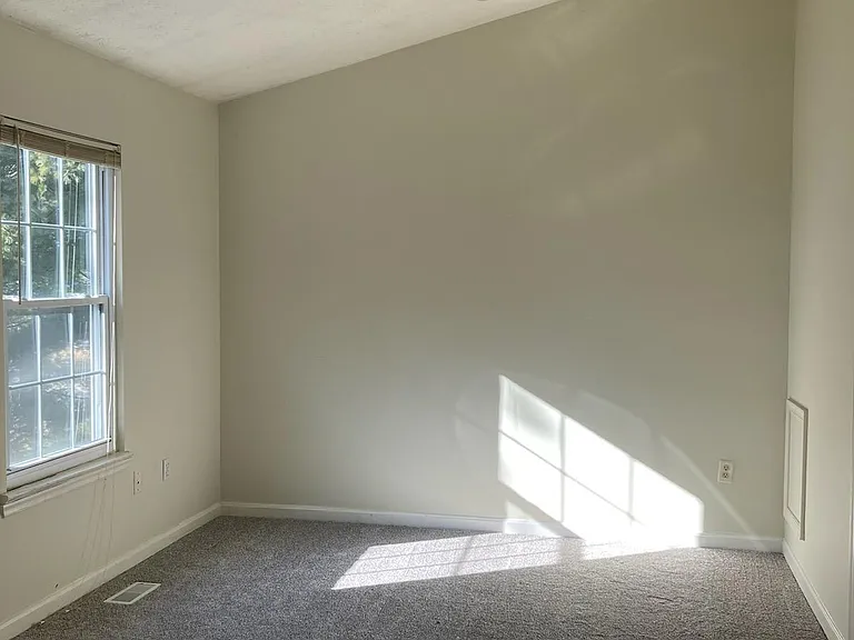 11232 Cristins Cir — Photo 8